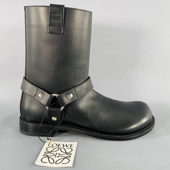 LOEWE Size 9 Campo Black Silver Harness Leather Pull On Boots - Picture 2 of 9